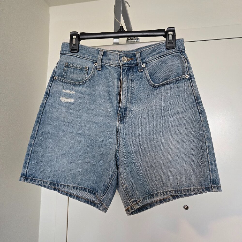 UNIQLO JEAN SHORTS